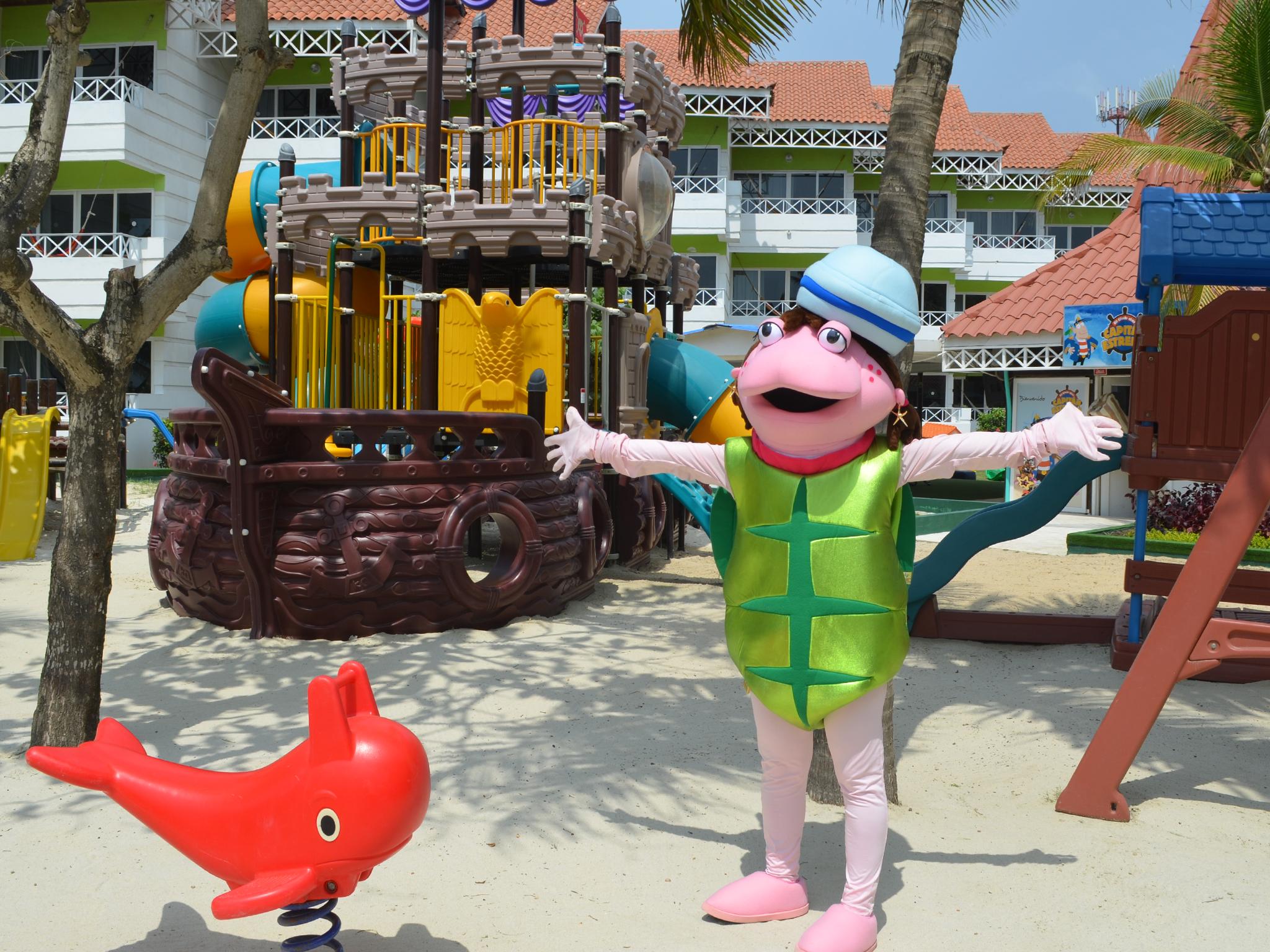Hotel Las Americas Casa De Playa Картахена Экстерьер фото The mascot of the resort, "The Dolphin"