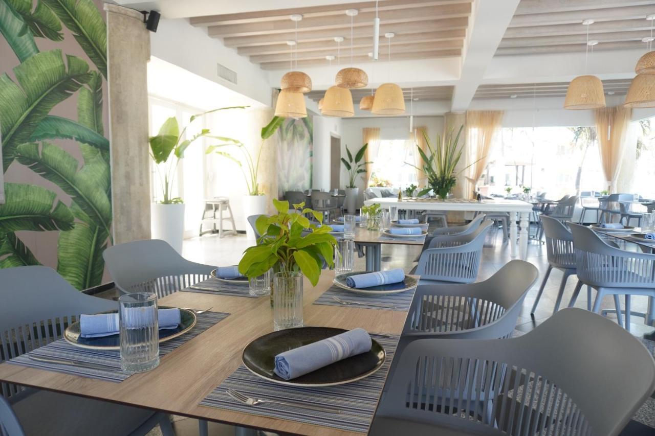 Hotel Las Americas Casa De Playa Картахена Экстерьер фото Restaurant